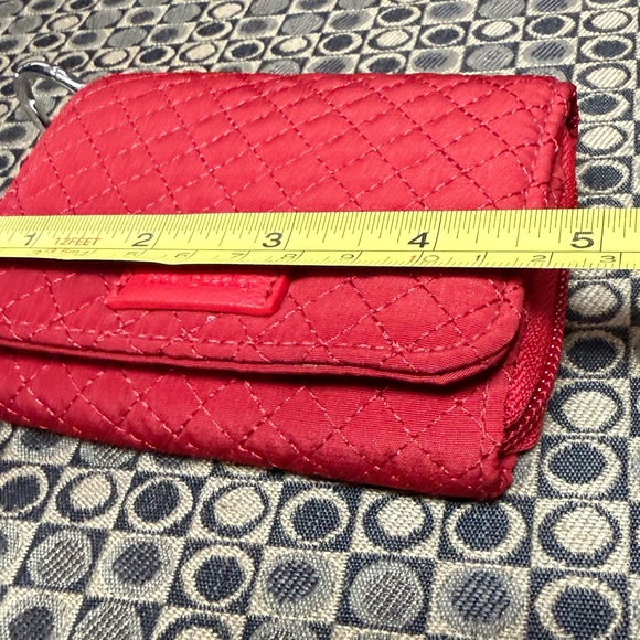 Vera Bradley Iconic RFID Card Case - Picture 6 of 7